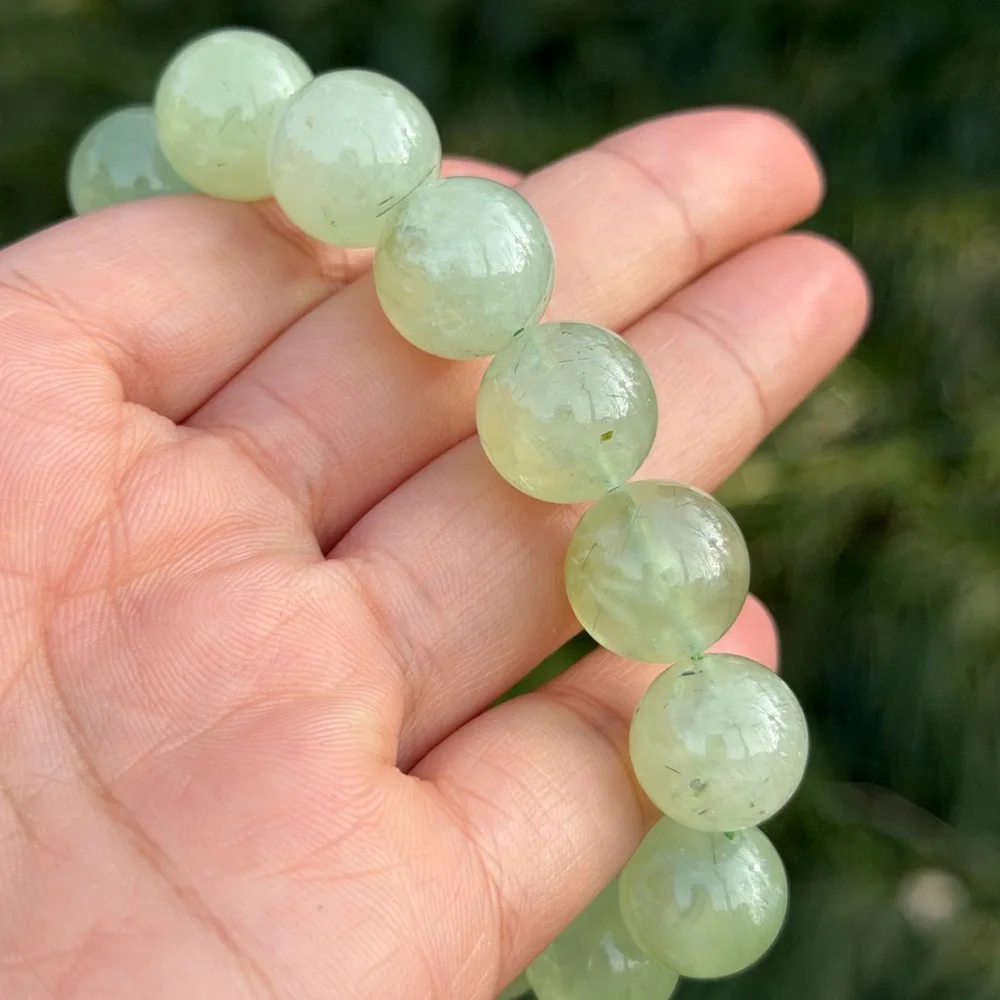 14mm stretchable‎ prehnite bracelet 1187